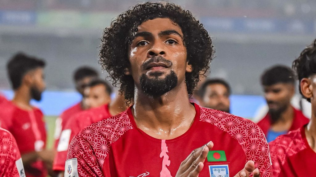 সিঙ্গাপুরের কাছে হেরে বাংলাদেশকে সঙ্গে নিয়ে বিদায় ভারতের