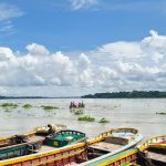 নিষেধাজ্ঞা উপেক্ষা করে ঝালকাঠির নদীতে ইলিশ ধরা চলছেই