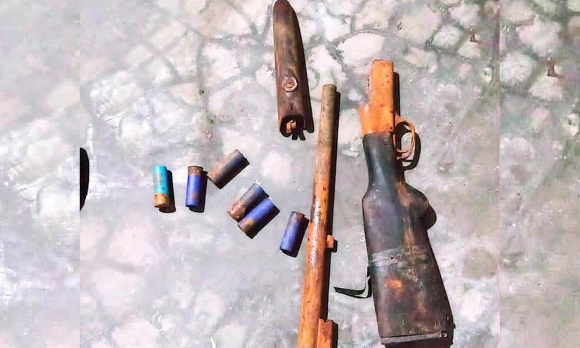 বিএনপি নেতা বাদশার বাড়িতে মিলল রাইফেল-গুলি